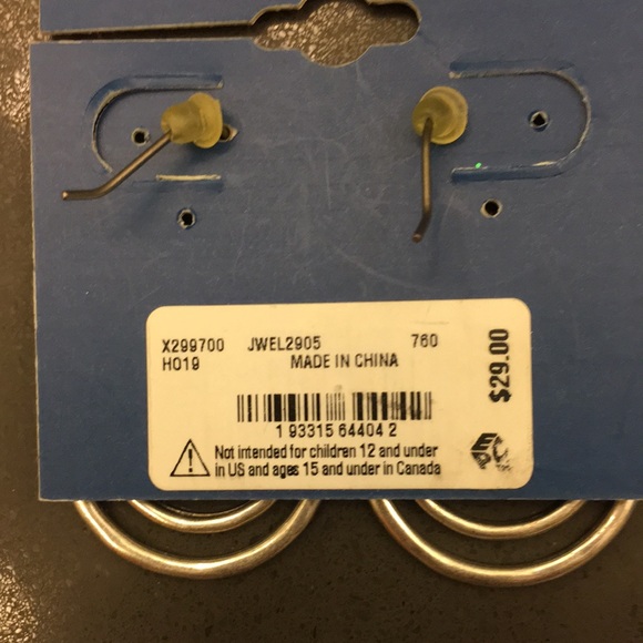 Lucky Brand Earrings - Picture 4 of 4